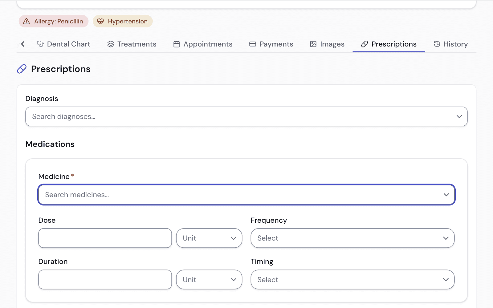 Writing a prescription on a patient's file: the allergy flag above a form for the diagnosis, the medicine, its dose, frequency and duration.